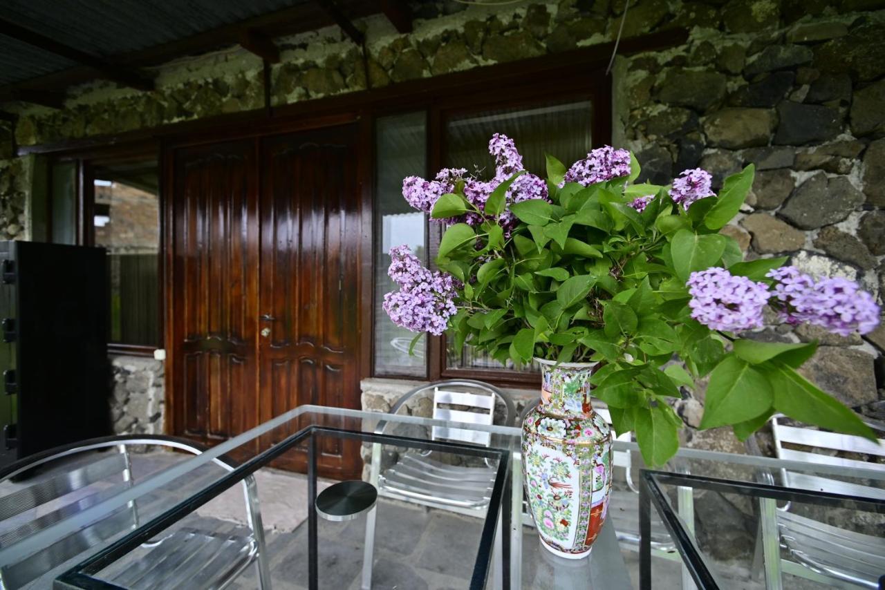 Sevan Tarsus Guesthouse Tsovazard Kültér fotó
